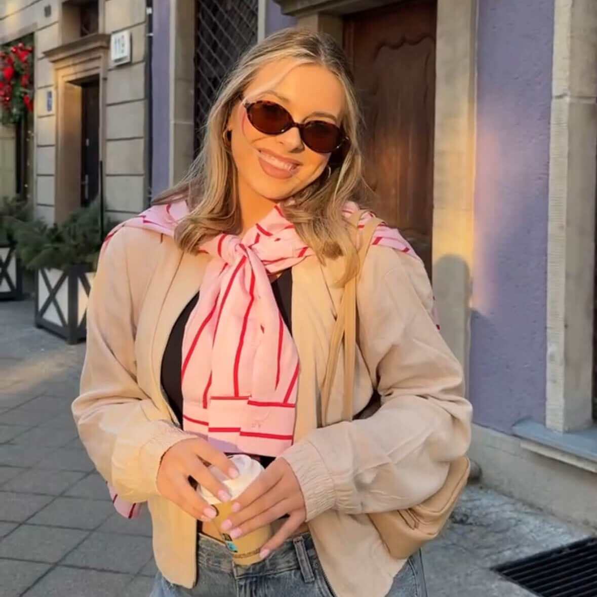 Ta bomberka z KiK za 85 zł to wiosenny must-have – łączy styl i świetny skład